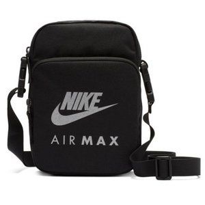 Nike Unisex Air Max 2.0 Brasilia 26L Crossbody Messenger Bag
